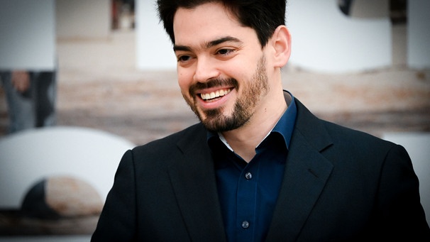 Lahav Shani in München 2023. | Bild: picture alliance / SZ Photo | Alessandra Schellnegger