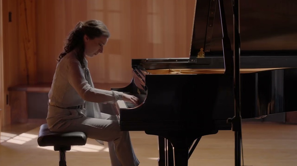 Yulianna Avdeeva - New Recording "Chopin: Voyage" (Sonata No. 3 in B Minor, Op. 58, IV movement) | Bildquelle: Yulianna Avdeeva (via YouTube)