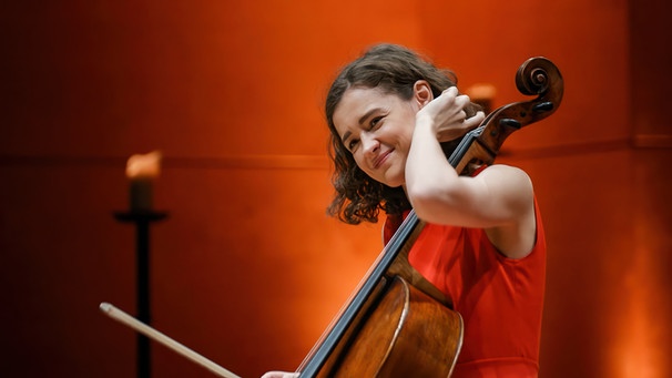 Cellistin Anastasia Kobekina | Bild: Sounding Images