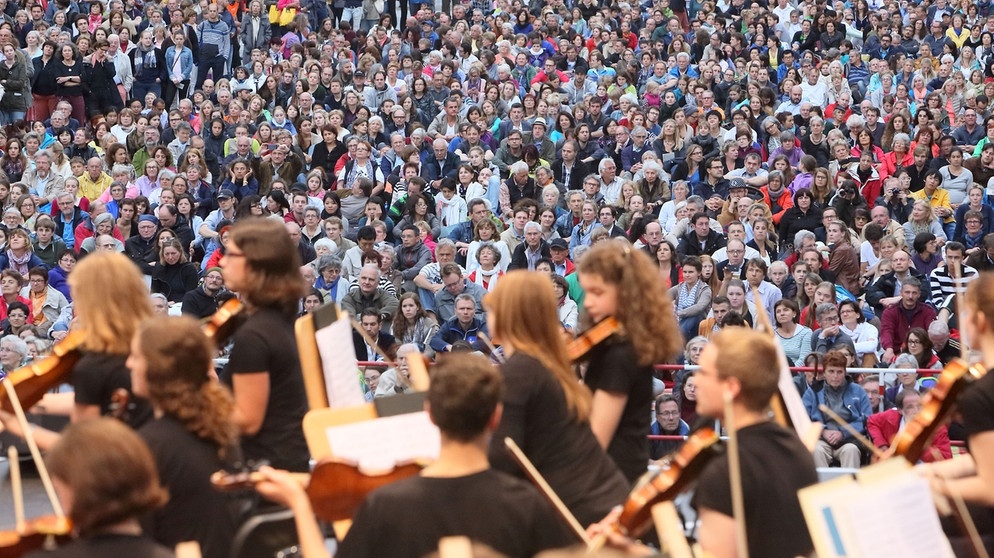 Vorbericht Attacca Bei Oper Fur Alle Audio Br Klassik Bayerischer Rundfunk