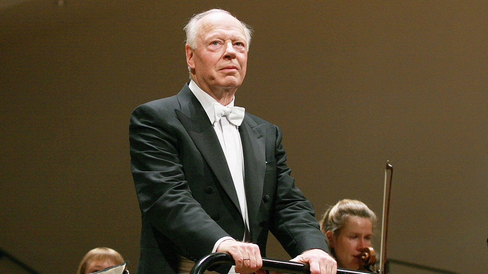 Der Dirigent Bernard Haitink | Bildquelle: picture alliance / Fred Toulet/Leemage