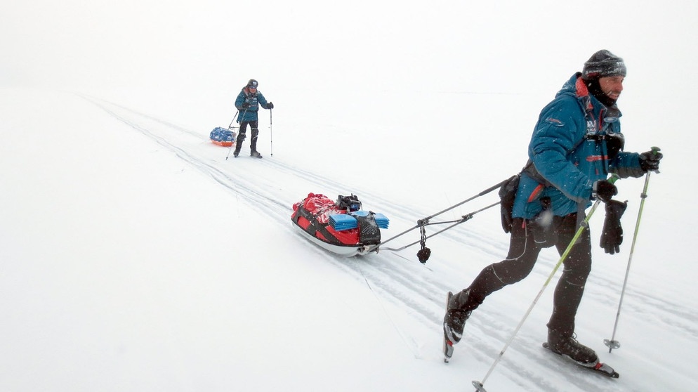 640 Kilometer legen Wolfgang und Jörn zurück. | Bildquelle: BR/SR/Gordian Arneth