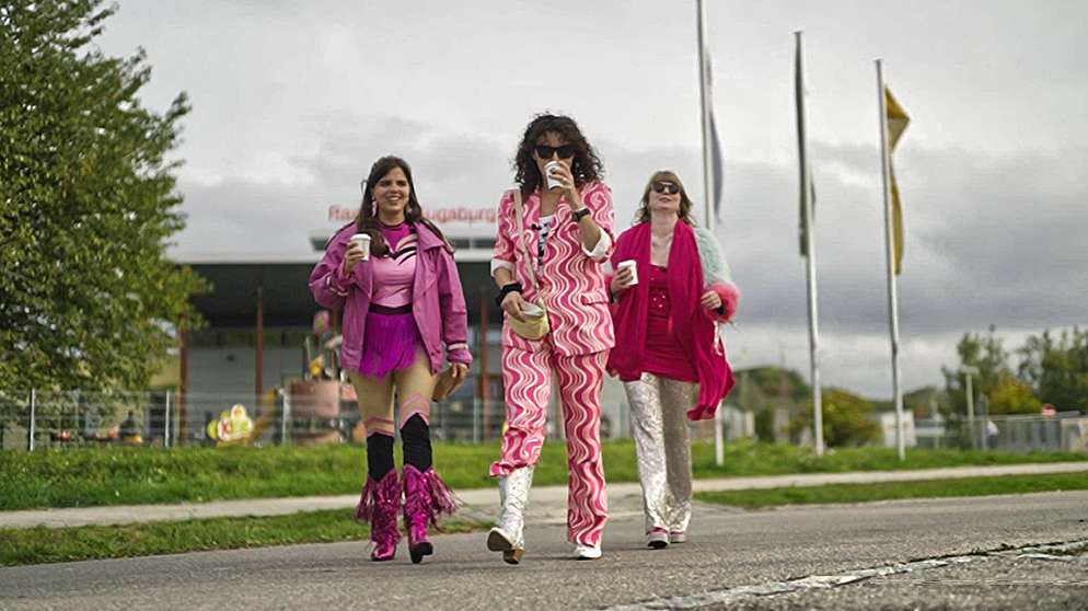 Teresa Staffler, Maria Moling und Julia Viechtl (von links)  der Münchner Band "Principess". | Bildquelle: BR