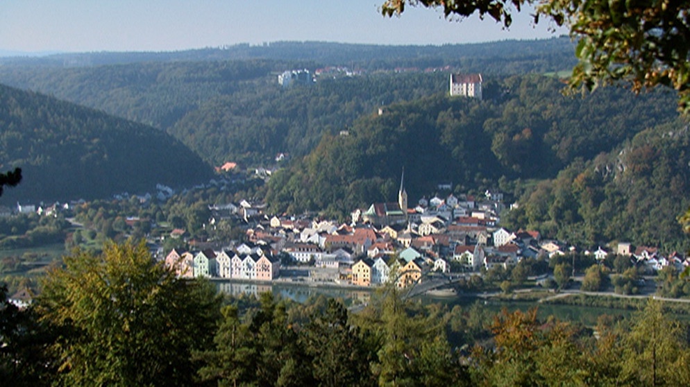 Hier im mittelalterlichen Städtchen Riedenburg gibt es eine Brauerei der besonderen Art. | Bildquelle: BR