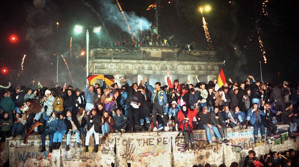 Mauerfall 1989 | Bildquelle: picture-alliance/dpa