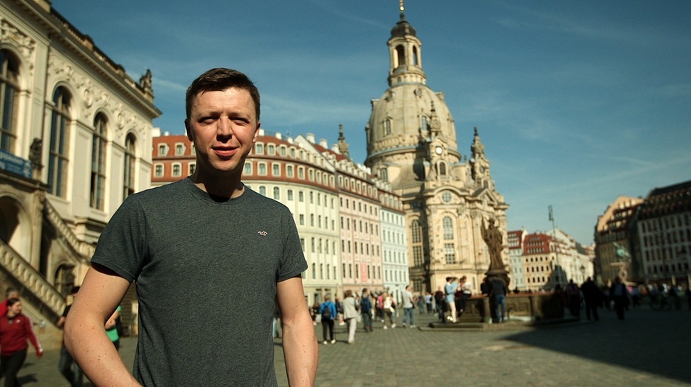 Martin Grubinger mit der Dresdener Frauenkirche. | Bildquelle: BR