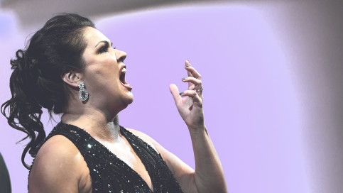 Staatsoper Unter Den Linden: Anna Netrebko Singt Wieder In Berlin ...