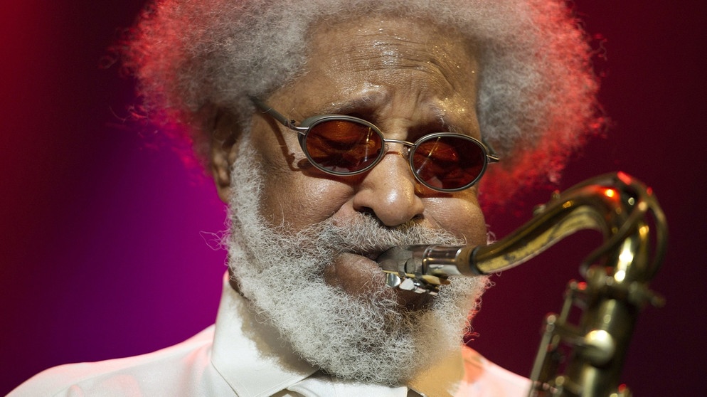 Tenorsaxophonist Sonny Rollins bei einem Konzert 2010 beim North Sea Jazz Festival | Bildquelle: picture-alliance/dpa